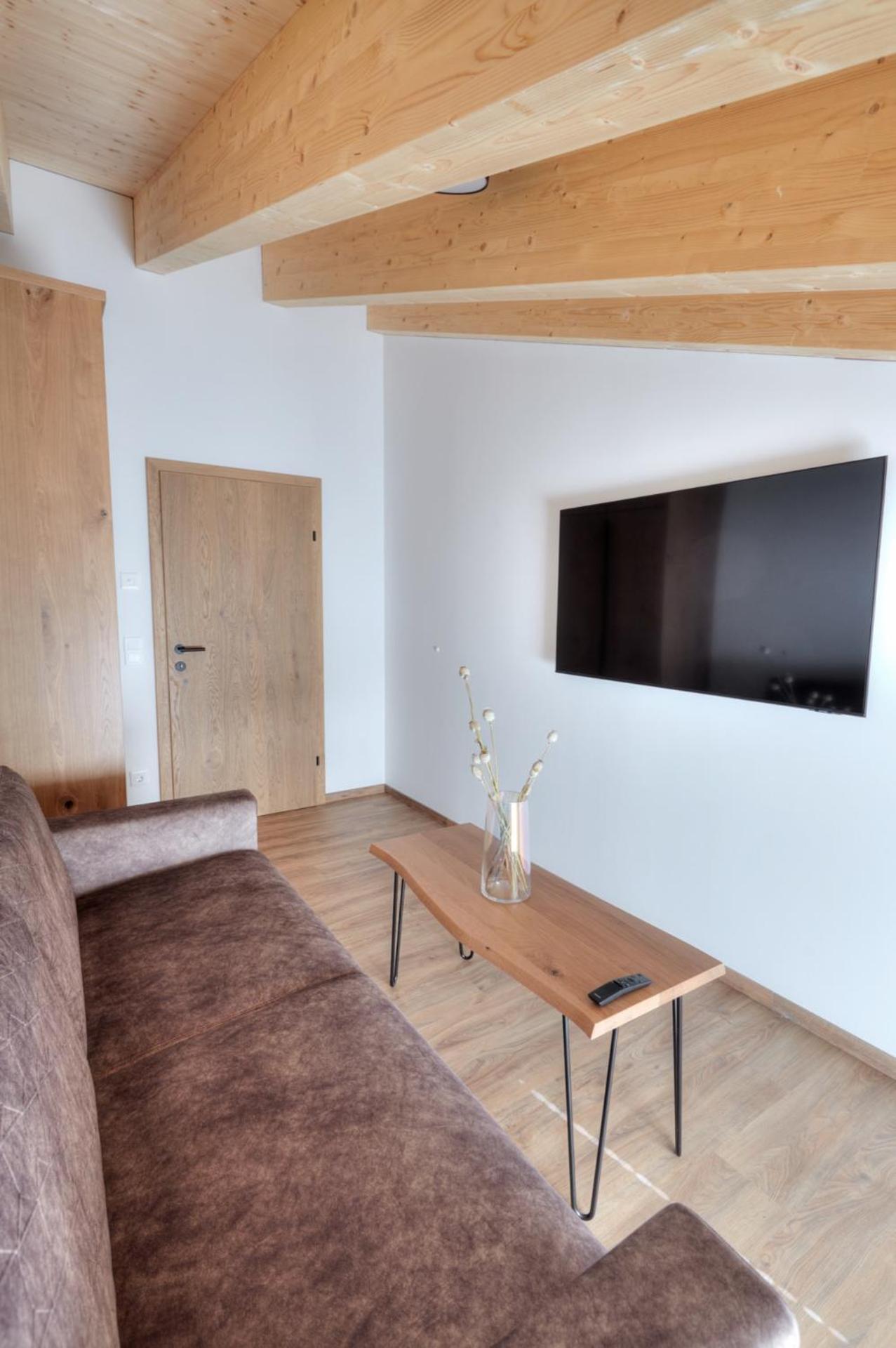 Alpenstolz Damuels Haus 4 - Stilvoll Urlauben In Den Bergen Lejlighed Eksteriør billede