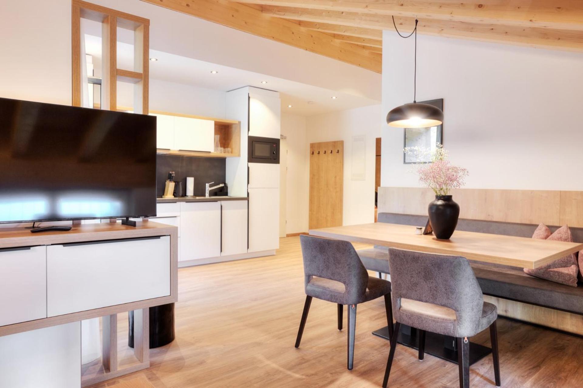 Alpenstolz Damuels Haus 4 - Stilvoll Urlauben In Den Bergen Lejlighed Eksteriør billede