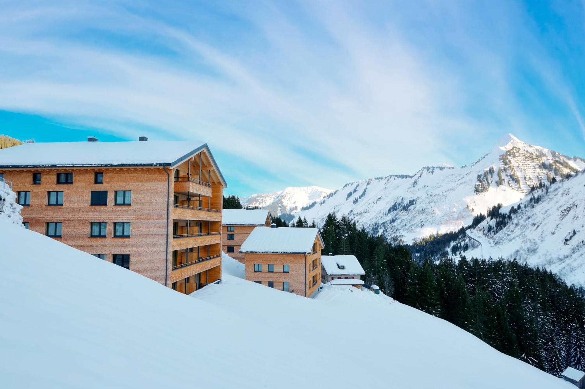 Alpenstolz Damuels Haus 4 - Stilvoll Urlauben In Den Bergen Lejlighed Eksteriør billede